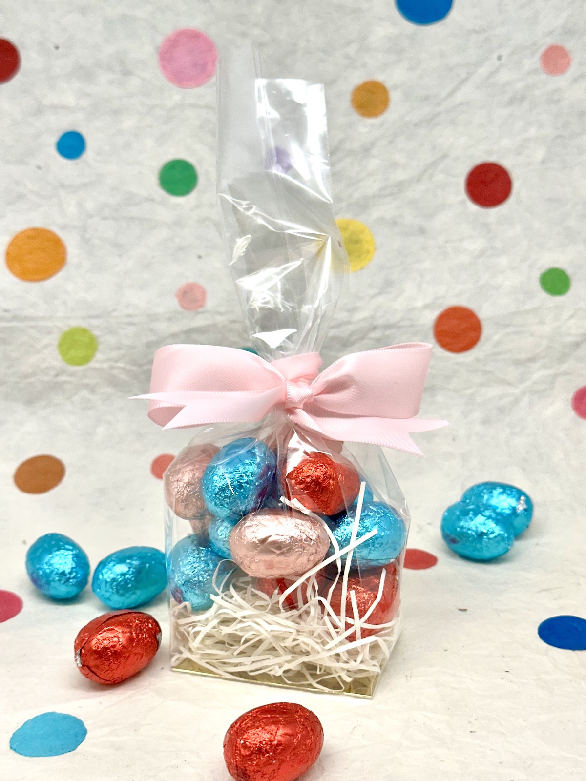 Michel Cluizel Easter Mixed Ganache & Caramel Eggs Gift Bag 105g (15 eggs)
