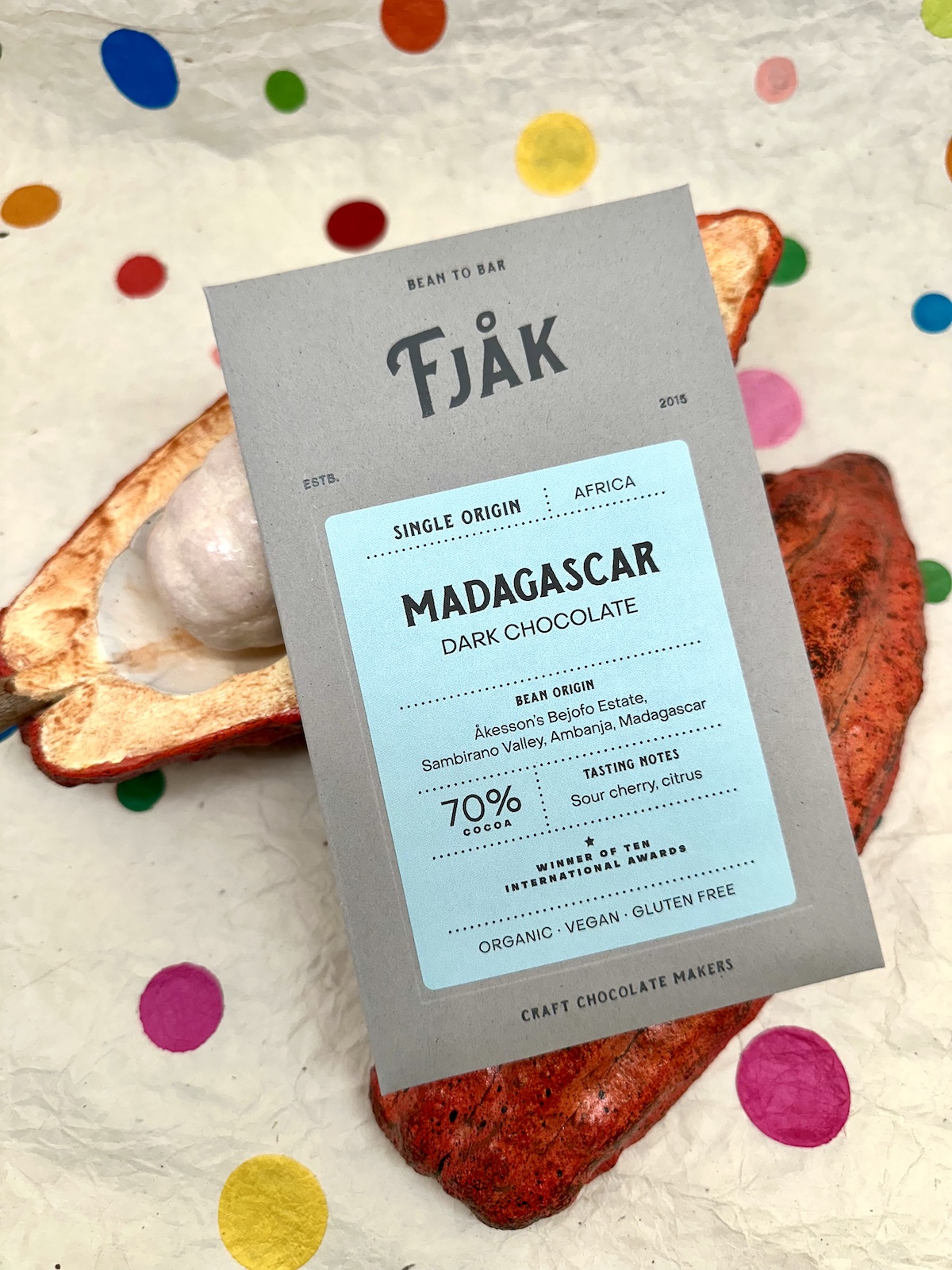 Fjåk Dark Madagascar 70%