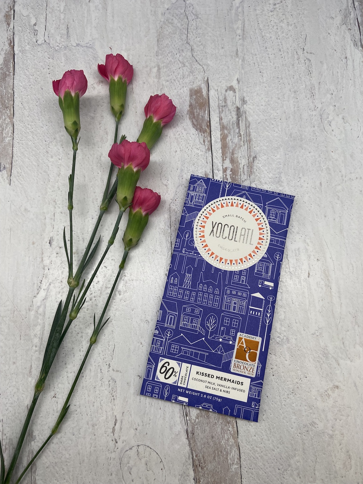 Xocolatl Kissed Mermaids Vanilla Sea Salt Nibs Coconut Milk 60%