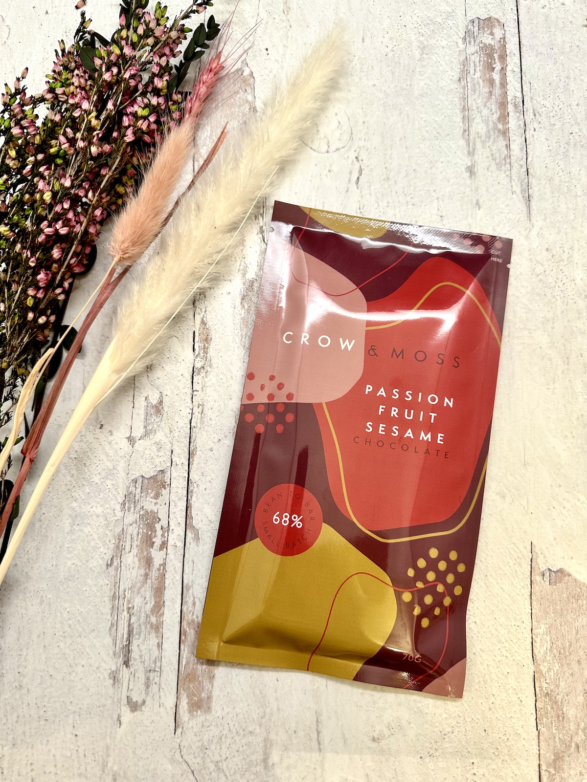 Crow & Moss Passion Fruit Sesame 68%