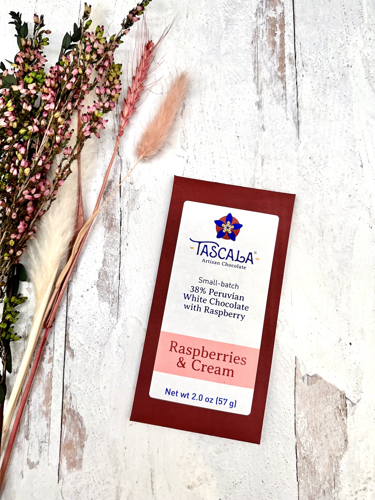 Tascala Raspberries & Cream White 38%