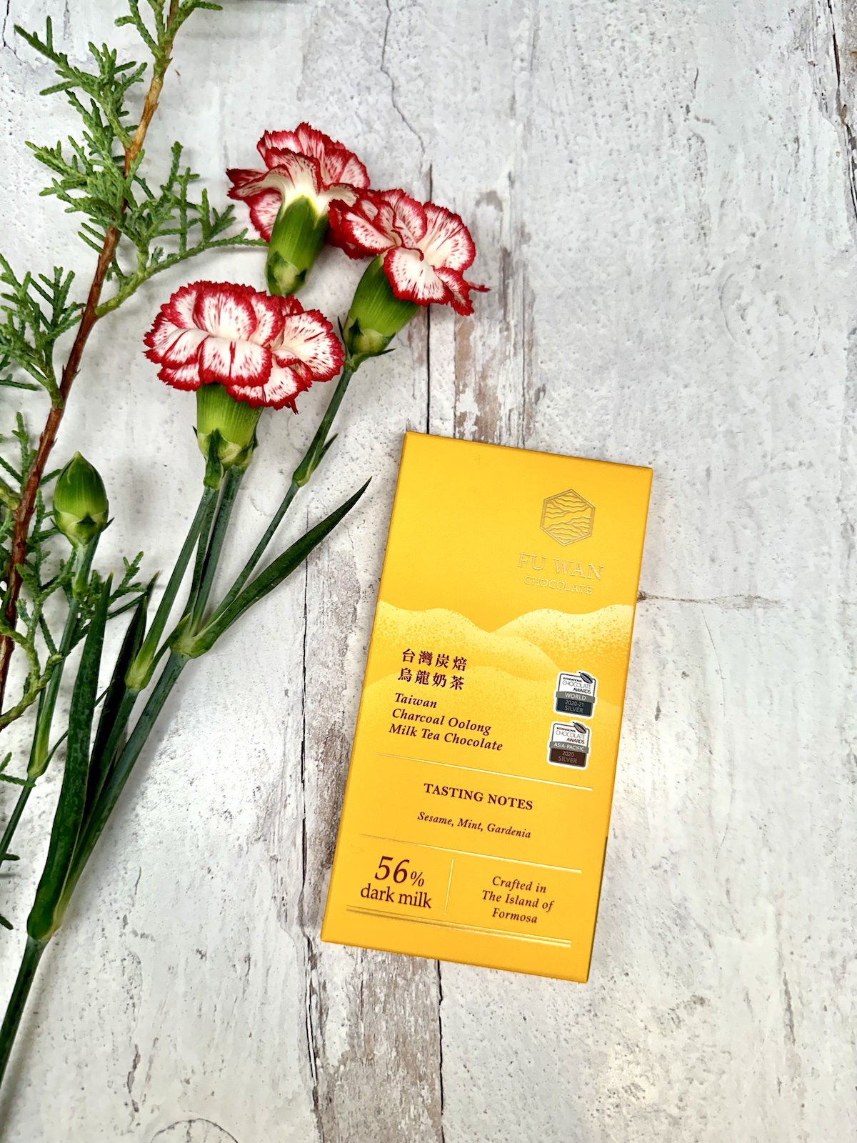 Fu Wan Taiwan Oolong Tea Dark Milk Chocolate 56%