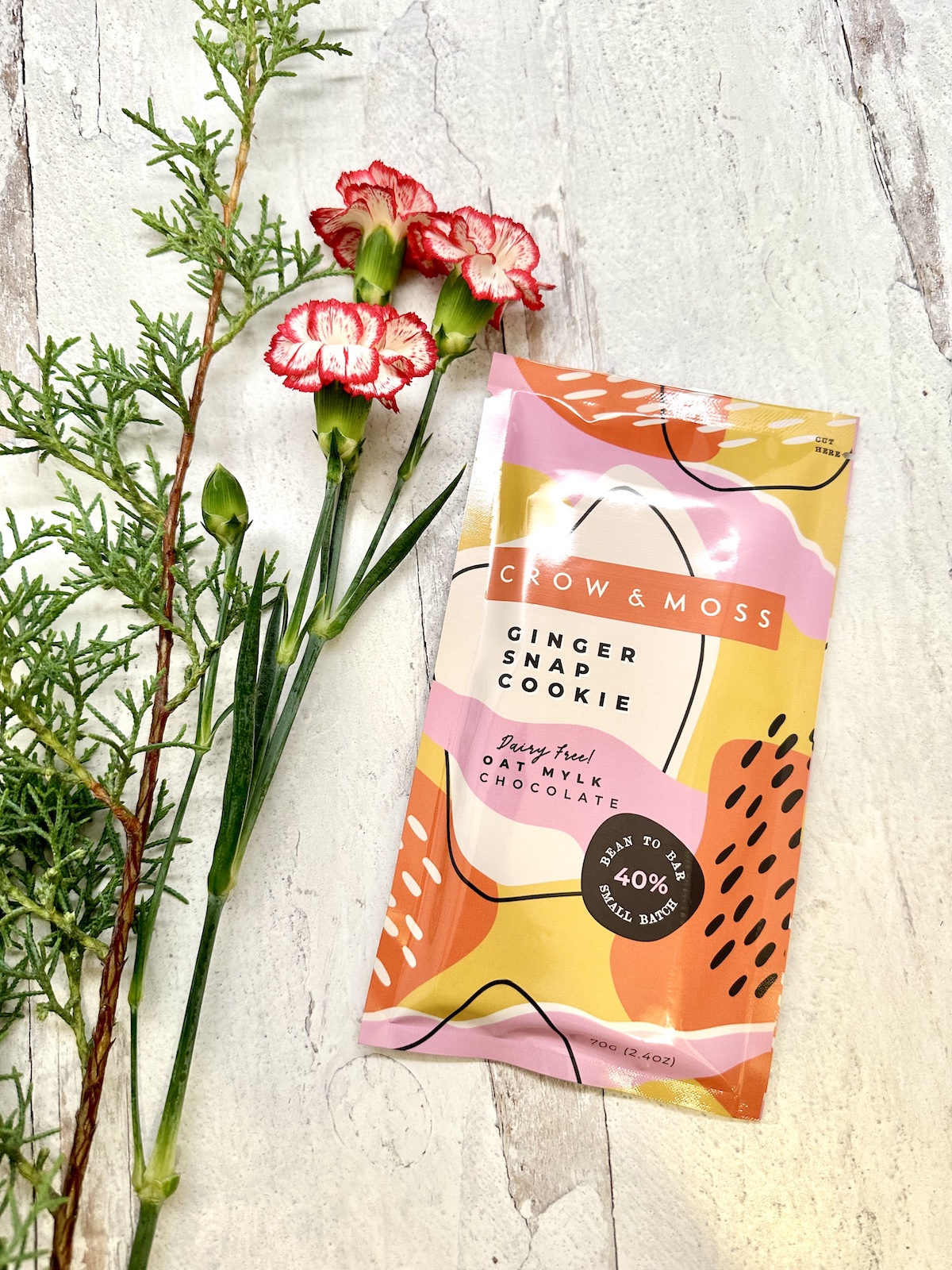 Crow & Moss Ginger Snap Cookie Oat Milk Chocolate 40%