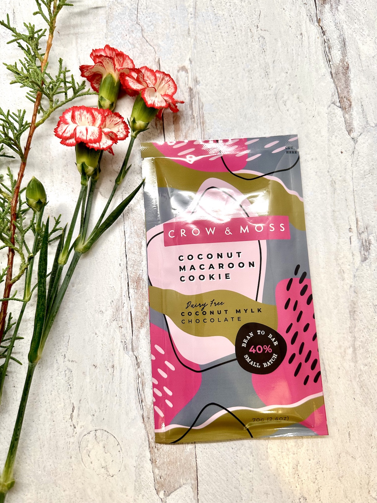 Crow & Moss Coconut Macaroon Cookie Coconut Milk Chocolate 40%