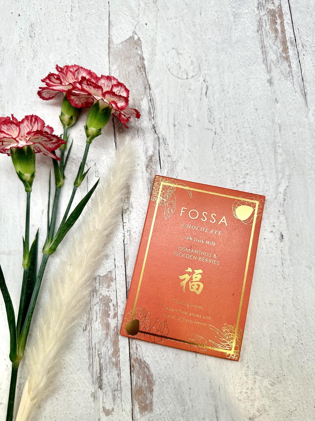 Fossa Osmanthus & Golden Berries Dark Milk Chocolate 56%